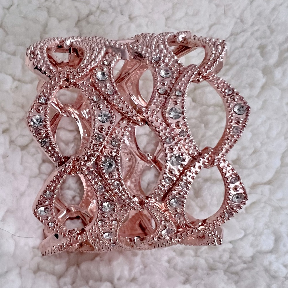 Rose Gold tone clasp bracelet